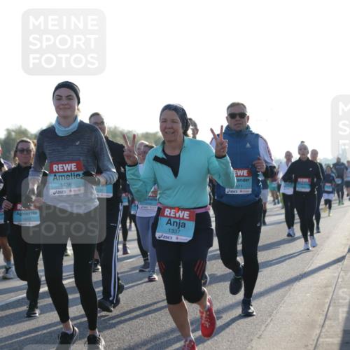 03.10.2025 - Köhlbrandbrückenlauf Jannik Wohlers http://msf.ph/oto/9051022 03.10.2025 09:18:59 Position 3 1439, 1603, 1438, 1535, 1337, 371 meine-sportfotos.de