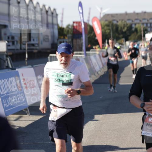 03.10.2025 - Köhlbrandbrückenlauf Jannik Wohlers http://msf.ph/oto/9051038 03.10.2025 13:08:22 Ziel 4307, 4409, 4768, 5243, 5804, 5994, 6021, 6369, 6569 meine-sportfotos.de