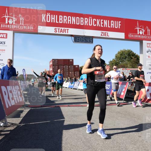 03.10.2025 - Köhlbrandbrückenlauf Lena Gebhardt http://msf.ph/oto/9051068 03.10.2025 13:05:50 Ziel 4066, 4133, 4290, 4296, 4332, 4335, 4336, 4413, 4467, 4564, 4599, 4643, 5676, 5764, 5964, 6214, 6533, 6631, 6642, 6720, 6786, 6787 meine-sportfotos.de