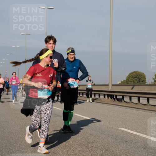 03.10.2025 - Köhlbrandbrückenlauf Fabian Wolf http://msf.ph/oto/9051074 03.10.2025 10:01:36 Position 3 1751, 1576 meine-sportfotos.de