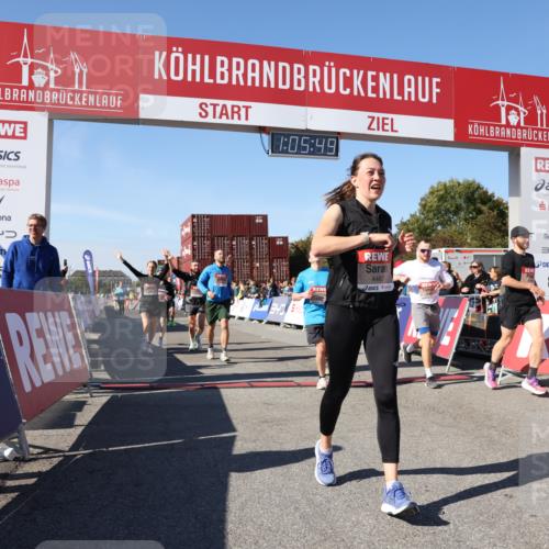 03.10.2025 - Köhlbrandbrückenlauf Lena Gebhardt http://msf.ph/oto/9051078 03.10.2025 13:05:50 Ziel 4066, 4133, 4290, 4296, 4332, 4335, 4336, 4413, 4467, 4564, 4599, 4643, 5676, 5764, 5964, 6214, 6533, 6631, 6642, 6720, 6786, 6787 meine-sportfotos.de