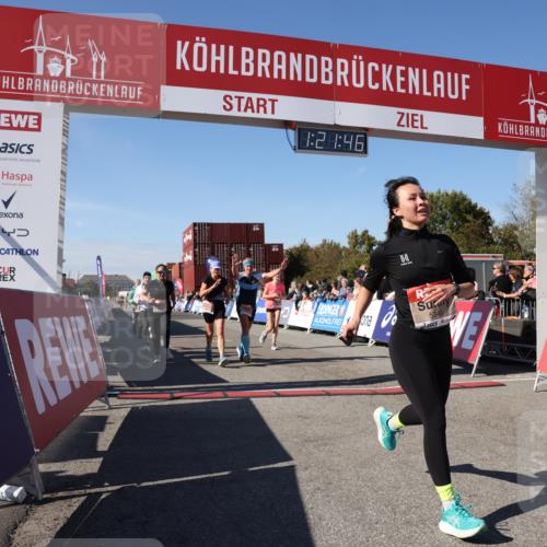 03.10.2025 - Köhlbrandbrückenlauf Lena Gebhardt http://msf.ph/oto/9051084 03.10.2025 13:21:46 Ziel 4064, 4067, 4139, 4519, 4843, 4913, 4979, 5329, 5345, 5894, 5895, 5901, 5981, 6532, 6662 meine-sportfotos.de