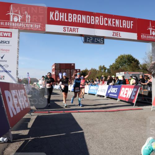03.10.2025 - Köhlbrandbrückenlauf Lena Gebhardt http://msf.ph/oto/9051095 03.10.2025 13:21:46 Ziel 4064, 4067, 4139, 4519, 4843, 4913, 4979, 5329, 5345, 5894, 5895, 5901, 5981, 6532, 6662 meine-sportfotos.de