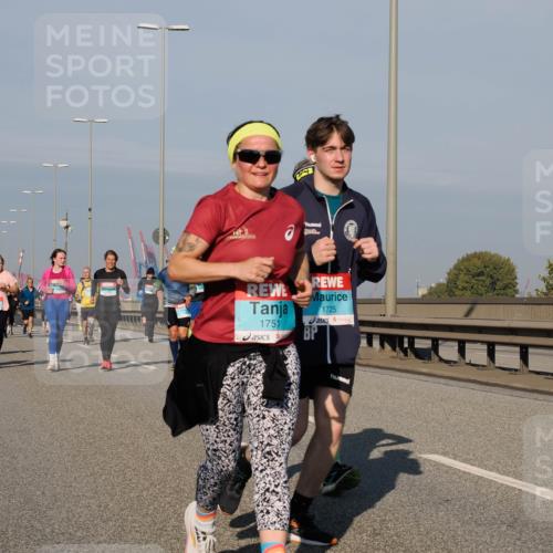 03.10.2025 - Köhlbrandbrückenlauf Fabian Wolf http://msf.ph/oto/9051103 03.10.2025 10:01:36 Position 3 1751, 1725 meine-sportfotos.de