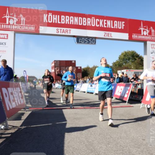 03.10.2025 - Köhlbrandbrückenlauf Lena Gebhardt http://msf.ph/oto/9051124 03.10.2025 13:05:51 Ziel 4066, 4133, 4290, 4296, 4327, 4328, 4332, 4335, 4336, 4413, 4467, 4564, 4599, 4643, 4761, 5676, 5764, 5964, 6214, 6533, 6631, 6642, 6720, 6786, 6787 meine-sportfotos.de