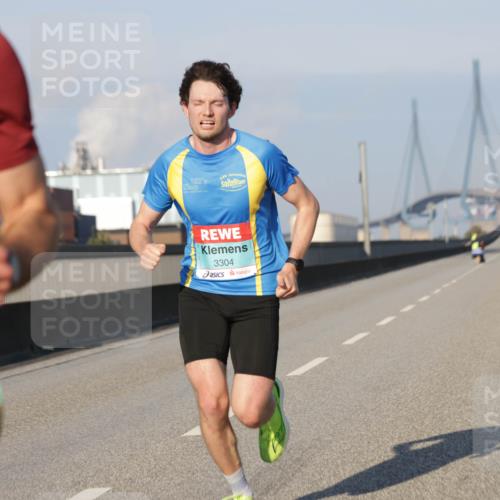 03.10.2025 - Köhlbrandbrückenlauf Jannik Wohlers http://msf.ph/oto/9051153 03.10.2025 09:37:06 Position 3 35, 3304 meine-sportfotos.de