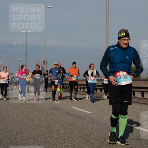 03.10.2025 - Köhlbrandbrückenlauf Fabian Wolf http://msf.ph/oto/9051164 03.10.2025 10:01:37 Position 3 1576 meine-sportfotos.de