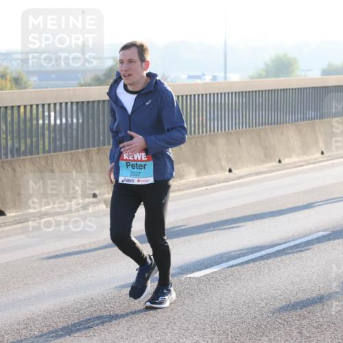 03.10.2025 - Köhlbrandbrückenlauf Lena Gebhardt http://msf.ph/oto/9051167 03.10.2025 09:14:36 Position 1 3337 meine-sportfotos.de