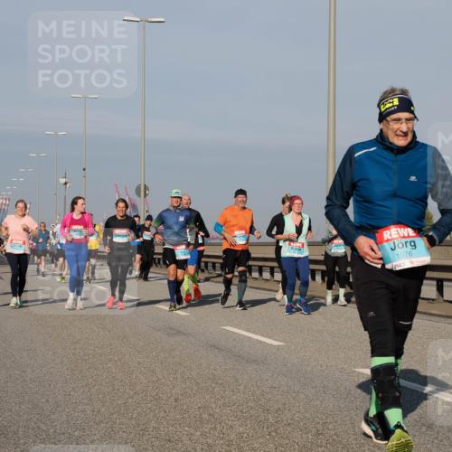 03.10.2025 - Köhlbrandbrückenlauf Fabian Wolf http://msf.ph/oto/9051174 03.10.2025 10:01:38 Position 3 1576 meine-sportfotos.de