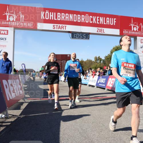 03.10.2025 - Köhlbrandbrückenlauf Lena Gebhardt http://msf.ph/oto/9051182 03.10.2025 13:05:52 Ziel 4066, 4133, 4290, 4296, 4327, 4328, 4332, 4335, 4336, 4413, 4467, 4564, 4599, 4643, 4761, 5676, 5764, 5964, 6214, 6305, 6533, 6631, 6642, 6720 meine-sportfotos.de