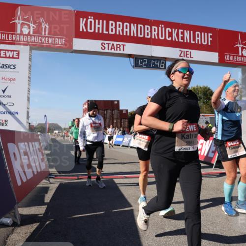03.10.2025 - Köhlbrandbrückenlauf Lena Gebhardt http://msf.ph/oto/9051187 03.10.2025 13:21:48 Ziel 4064, 4067, 4139, 4519, 4843, 4913, 4979, 5329, 5345, 5894, 5895, 5901, 5981, 6532, 6662 meine-sportfotos.de