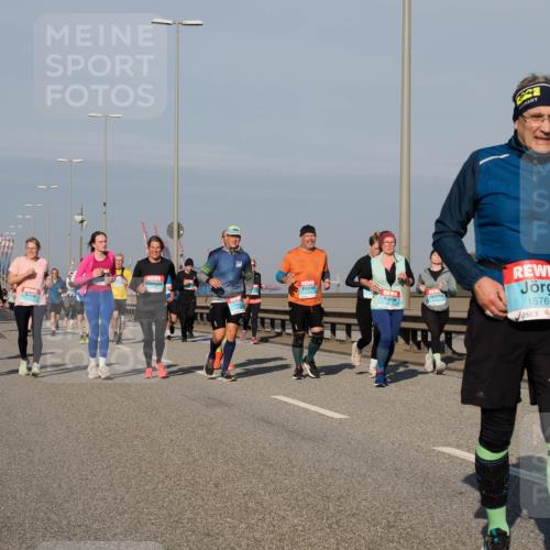 03.10.2025 - Köhlbrandbrückenlauf Fabian Wolf http://msf.ph/oto/9051191 03.10.2025 10:01:38 Position 3 547, 1576 meine-sportfotos.de