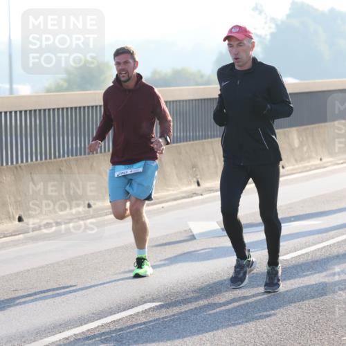 03.10.2025 - Köhlbrandbrückenlauf Lena Gebhardt http://msf.ph/oto/9051197 03.10.2025 09:14:36 Position 1 1065 meine-sportfotos.de