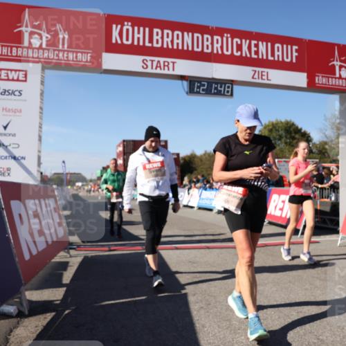 03.10.2025 - Köhlbrandbrückenlauf Lena Gebhardt http://msf.ph/oto/9051204 03.10.2025 13:21:49 Ziel 4064, 4067, 4139, 4519, 4843, 4979, 5329, 5345, 5894, 5895, 5901, 5981, 6532, 6662 meine-sportfotos.de