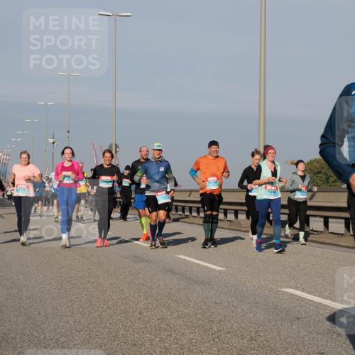03.10.2025 - Köhlbrandbrückenlauf Fabian Wolf http://msf.ph/oto/9051210 03.10.2025 10:01:38 Position 3 1463, 1576 meine-sportfotos.de