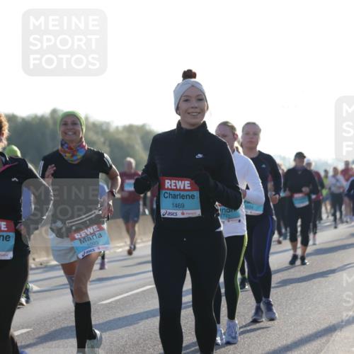03.10.2025 - Köhlbrandbrückenlauf Jannik Wohlers http://msf.ph/oto/9051213 03.10.2025 09:19:02 Position 3 1305, 1093, 1469, 1742, 1654 meine-sportfotos.de