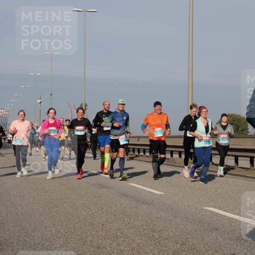 03.10.2025 - Köhlbrandbrückenlauf Fabian Wolf http://msf.ph/oto/9051223 03.10.2025 10:01:39 Position 3  meine-sportfotos.de