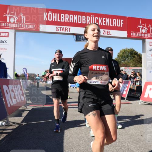 03.10.2025 - Köhlbrandbrückenlauf Lena Gebhardt http://msf.ph/oto/9051231 03.10.2025 13:05:53 Ziel 4066, 4133, 4290, 4302, 4327, 4328, 4335, 4336, 4413, 4467, 4564, 4599, 4643, 4761, 4954, 5764, 5964, 6158, 6214, 6305, 6533, 6631, 6642, 6720 meine-sportfotos.de