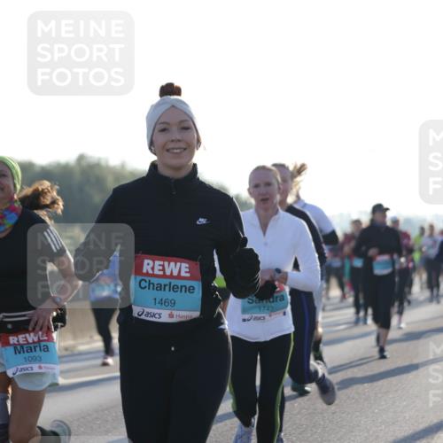03.10.2025 - Köhlbrandbrückenlauf Jannik Wohlers http://msf.ph/oto/9051260 03.10.2025 09:19:02 Position 3 1093, 1469, 1742 meine-sportfotos.de