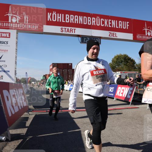 03.10.2025 - Köhlbrandbrückenlauf Lena Gebhardt http://msf.ph/oto/9051275 03.10.2025 13:21:50 Ziel 4064, 4067, 4139, 4519, 4843, 4979, 5329, 5345, 5894, 5895, 5901, 5981, 6005, 6532, 6662 meine-sportfotos.de