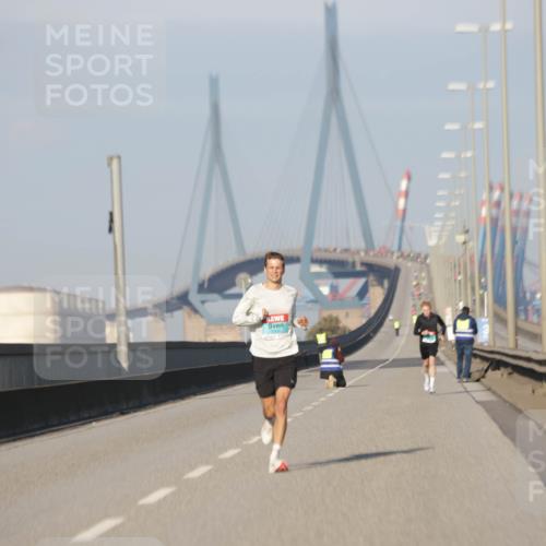 03.10.2025 - Köhlbrandbrückenlauf Jannik Wohlers http://msf.ph/oto/9051280 03.10.2025 09:37:15 Position 3  meine-sportfotos.de