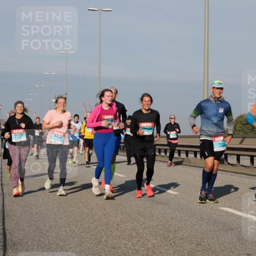 03.10.2025 - Köhlbrandbrückenlauf Fabian Wolf http://msf.ph/oto/9051331 03.10.2025 10:01:41 Position 3 1795, 6, 1049, 1593, 373 meine-sportfotos.de