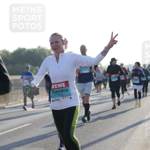 03.10.2025 - Köhlbrandbrückenlauf Jannik Wohlers http://msf.ph/oto/9051343 03.10.2025 09:19:03 Position 3 1742 meine-sportfotos.de