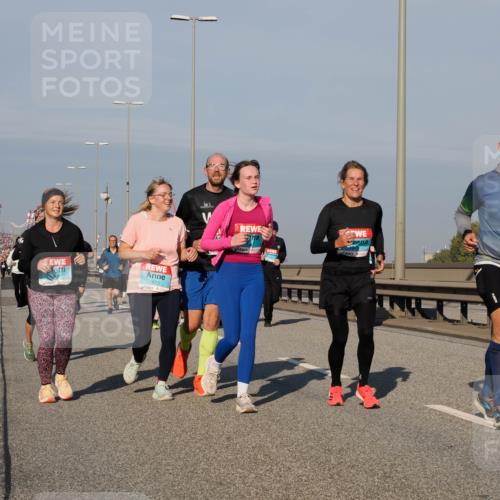 03.10.2025 - Köhlbrandbrückenlauf Fabian Wolf http://msf.ph/oto/9051372 03.10.2025 10:01:42 Position 3 1672, 1049 meine-sportfotos.de