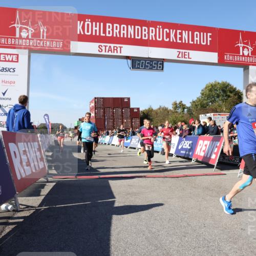 03.10.2025 - Köhlbrandbrückenlauf Lena Gebhardt http://msf.ph/oto/9051382 03.10.2025 13:05:57 Ziel 4066, 4290, 4302, 4327, 4328, 4335, 4336, 4413, 4467, 4599, 4643, 4761, 4954, 5096, 5764, 6158, 6214, 6305, 6510, 6533, 6631, 6642, 6720 meine-sportfotos.de