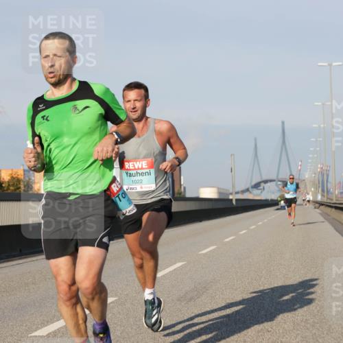 03.10.2025 - Köhlbrandbrückenlauf Jannik Wohlers http://msf.ph/oto/9051385 03.10.2025 09:38:07 Position 3 1022 meine-sportfotos.de