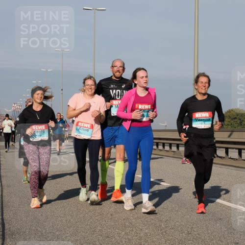 03.10.2025 - Köhlbrandbrückenlauf Fabian Wolf http://msf.ph/oto/9051400 03.10.2025 10:01:42 Position 3 1672, 1, 1049 meine-sportfotos.de