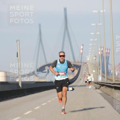03.10.2025 - Köhlbrandbrückenlauf Jannik Wohlers http://msf.ph/oto/9051444 03.10.2025 09:38:09 Position 3 36, 1041 meine-sportfotos.de