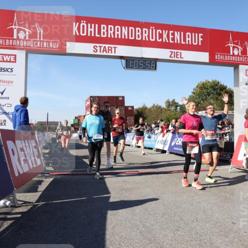 03.10.2025 - Köhlbrandbrückenlauf Lena Gebhardt http://msf.ph/oto/9051453 03.10.2025 13:05:58 Ziel 4066, 4290, 4302, 4327, 4328, 4335, 4336, 4413, 4643, 4761, 4954, 5096, 5764, 6158, 6214, 6305, 6510, 6533, 6631, 6642, 6720 meine-sportfotos.de
