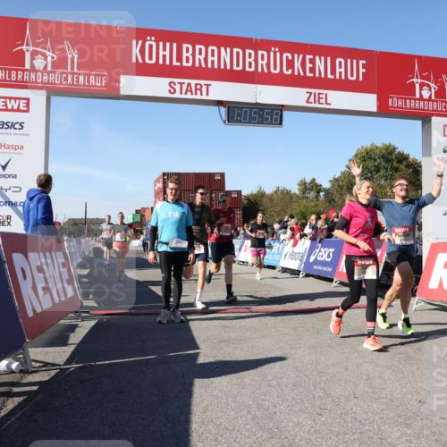 03.10.2025 - Köhlbrandbrückenlauf Lena Gebhardt http://msf.ph/oto/9051485 03.10.2025 13:05:58 Ziel 4066, 4290, 4302, 4327, 4328, 4335, 4336, 4413, 4643, 4761, 4954, 5096, 5764, 6158, 6214, 6305, 6510, 6533, 6631, 6642, 6720 meine-sportfotos.de