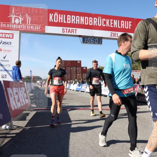 03.10.2025 - Köhlbrandbrückenlauf Lena Gebhardt http://msf.ph/oto/9051651 03.10.2025 13:06:01 Ziel 4302, 4327, 4328, 4643, 4761, 4954, 5096, 5764, 6158, 6214, 6305, 6510, 6533, 6720 meine-sportfotos.de
