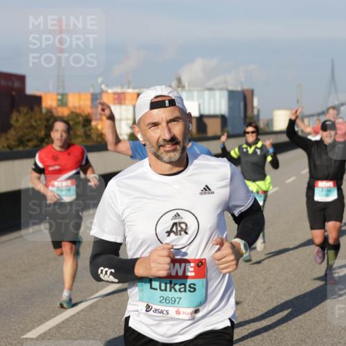 03.10.2025 - Köhlbrandbrückenlauf Jannik Wohlers http://msf.ph/oto/9051656 03.10.2025 09:46:17 Position 3 2697 meine-sportfotos.de