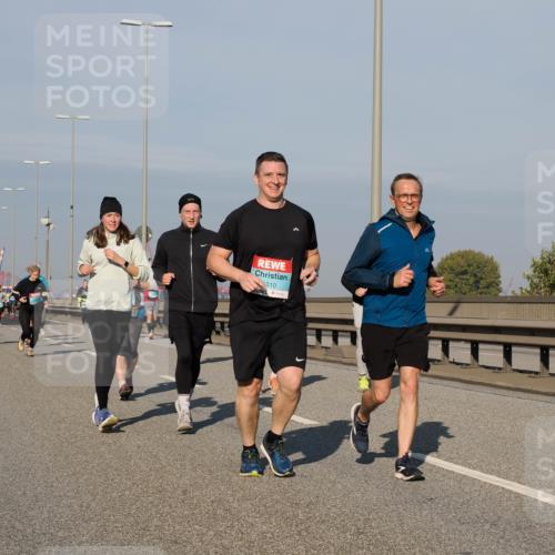 03.10.2025 - Köhlbrandbrückenlauf Fabian Wolf http://msf.ph/oto/9051664 03.10.2025 10:01:50 Position 3 310 meine-sportfotos.de