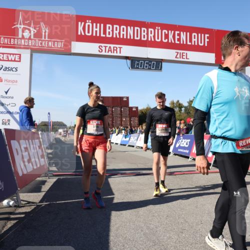 03.10.2025 - Köhlbrandbrückenlauf Lena Gebhardt http://msf.ph/oto/9051673 03.10.2025 13:06:02 Ziel 4302, 4327, 4328, 4504, 4761, 4954, 5096, 5764, 6158, 6214, 6305, 6510, 6533, 6720 meine-sportfotos.de