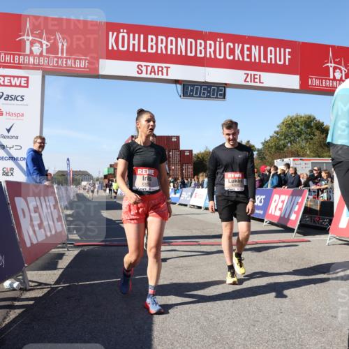 03.10.2025 - Köhlbrandbrückenlauf Lena Gebhardt http://msf.ph/oto/9051686 03.10.2025 13:06:02 Ziel 4302, 4327, 4328, 4504, 4761, 4954, 5096, 5764, 6158, 6214, 6305, 6510, 6533, 6720 meine-sportfotos.de