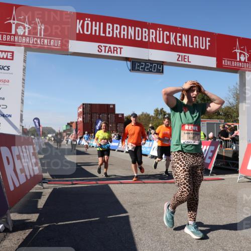 03.10.2025 - Köhlbrandbrückenlauf Lena Gebhardt http://msf.ph/oto/9051697 03.10.2025 13:22:04 Ziel 4291, 4934, 5180, 5776, 6005, 6173, 6237, 6332, 6416, 6684, 6687, 6729 meine-sportfotos.de