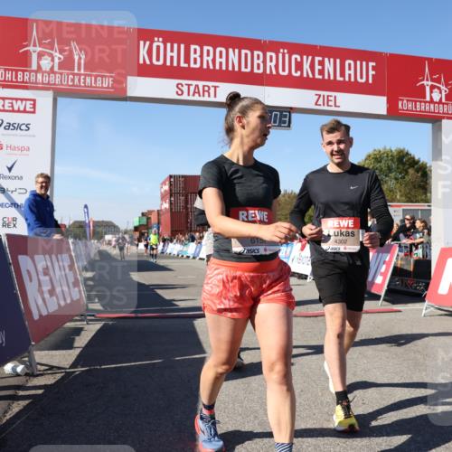 03.10.2025 - Köhlbrandbrückenlauf Lena Gebhardt http://msf.ph/oto/9051732 03.10.2025 13:06:03 Ziel 4302, 4327, 4328, 4504, 4635, 4761, 4954, 5096, 5764, 6158, 6214, 6305, 6510, 6533, 6720 meine-sportfotos.de