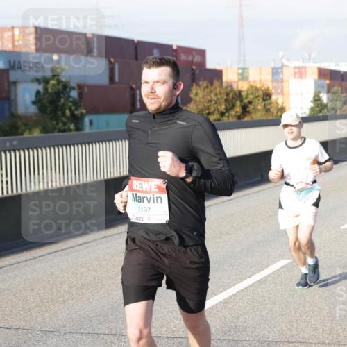 03.10.2025 - Köhlbrandbrückenlauf Jannik Wohlers http://msf.ph/oto/9051733 03.10.2025 09:46:25 Position 3 0, 1197 meine-sportfotos.de