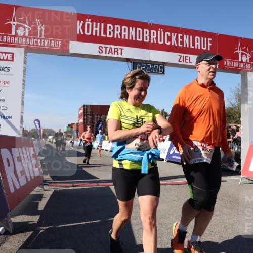 03.10.2025 - Köhlbrandbrückenlauf Lena Gebhardt http://msf.ph/oto/9051766 03.10.2025 13:22:06 Ziel 4291, 4934, 5180, 5776, 6005, 6173, 6237, 6332, 6416, 6684, 6687, 6729 meine-sportfotos.de