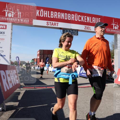 03.10.2025 - Köhlbrandbrückenlauf Lena Gebhardt http://msf.ph/oto/9051778 03.10.2025 13:22:06 Ziel 4291, 4934, 5180, 5776, 6005, 6173, 6237, 6332, 6416, 6684, 6687, 6729 meine-sportfotos.de