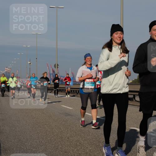 03.10.2025 - Köhlbrandbrückenlauf Fabian Wolf http://msf.ph/oto/9051795 03.10.2025 10:01:53 Position 3 1746 meine-sportfotos.de