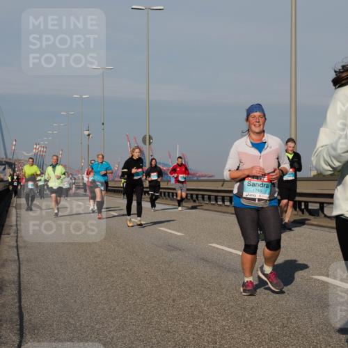 03.10.2025 - Köhlbrandbrückenlauf Fabian Wolf http://msf.ph/oto/9051824 03.10.2025 10:01:53 Position 3 1746 meine-sportfotos.de
