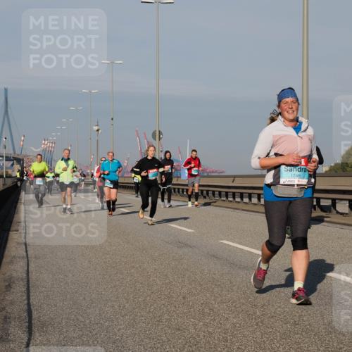 03.10.2025 - Köhlbrandbrückenlauf Fabian Wolf http://msf.ph/oto/9051837 03.10.2025 10:01:53 Position 3 1746 meine-sportfotos.de