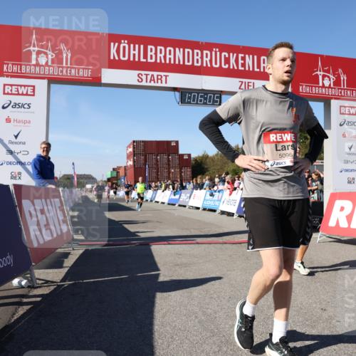 03.10.2025 - Köhlbrandbrückenlauf Lena Gebhardt http://msf.ph/oto/9051851 03.10.2025 13:06:05 Ziel 4302, 4327, 4328, 4504, 4635, 4738, 4761, 4954, 5096, 6158, 6214, 6222, 6224, 6305, 6356, 6510, 6533 meine-sportfotos.de