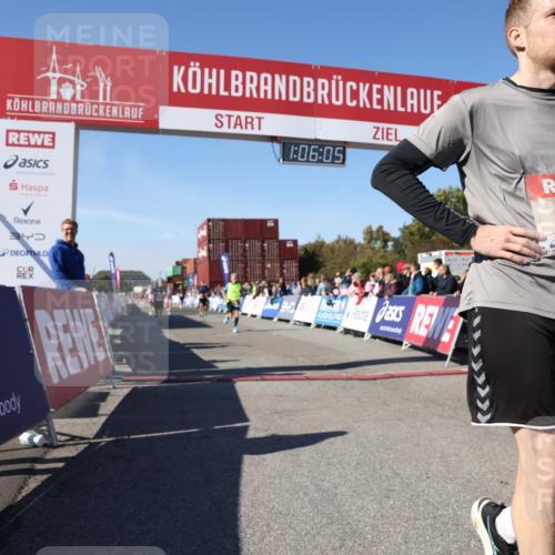 03.10.2025 - Köhlbrandbrückenlauf Lena Gebhardt http://msf.ph/oto/9051854 03.10.2025 13:06:06 Ziel 4302, 4327, 4328, 4504, 4635, 4738, 4761, 4954, 5096, 6158, 6214, 6222, 6224, 6305, 6356, 6510, 6533 meine-sportfotos.de