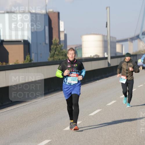 03.10.2025 - Köhlbrandbrückenlauf Jannik Wohlers http://msf.ph/oto/9051897 03.10.2025 09:46:31 Position 3 3794 meine-sportfotos.de